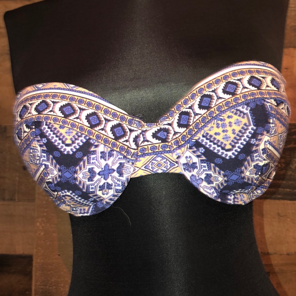 Bond Eye Australia bikini top
